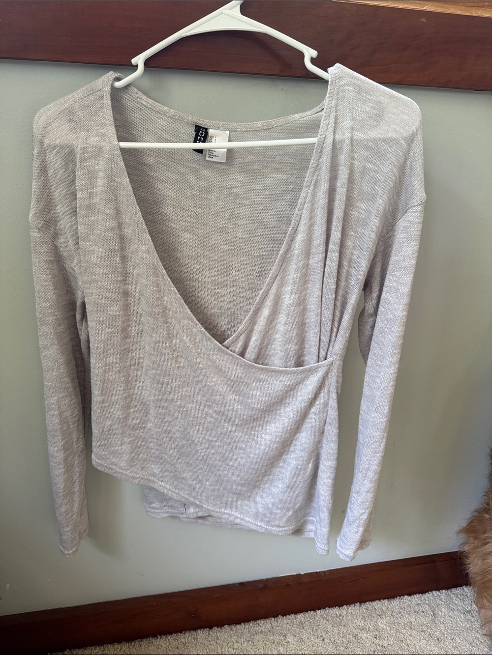 H&M Light Gray Surplice Long-Sleeve Top